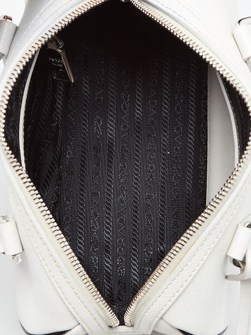 Prada White Saffiano Lux Leather Crossbody Bag BL846Y Prada White Saffiano Lux Leather Crossbody Bag BL846Y