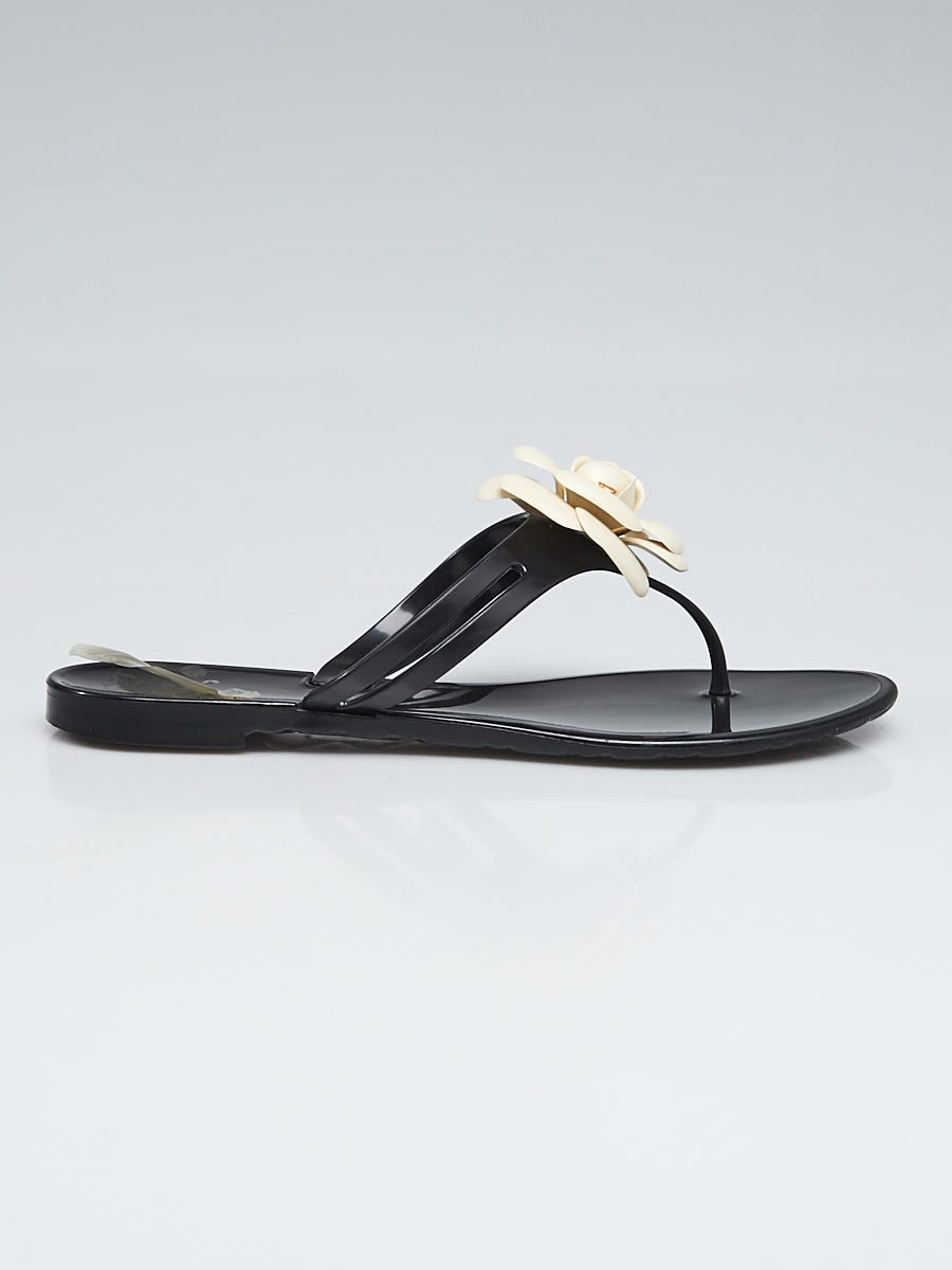 Chanel Black/Ivory Rubber Camellia Flower Thong Sandals Size 8.5