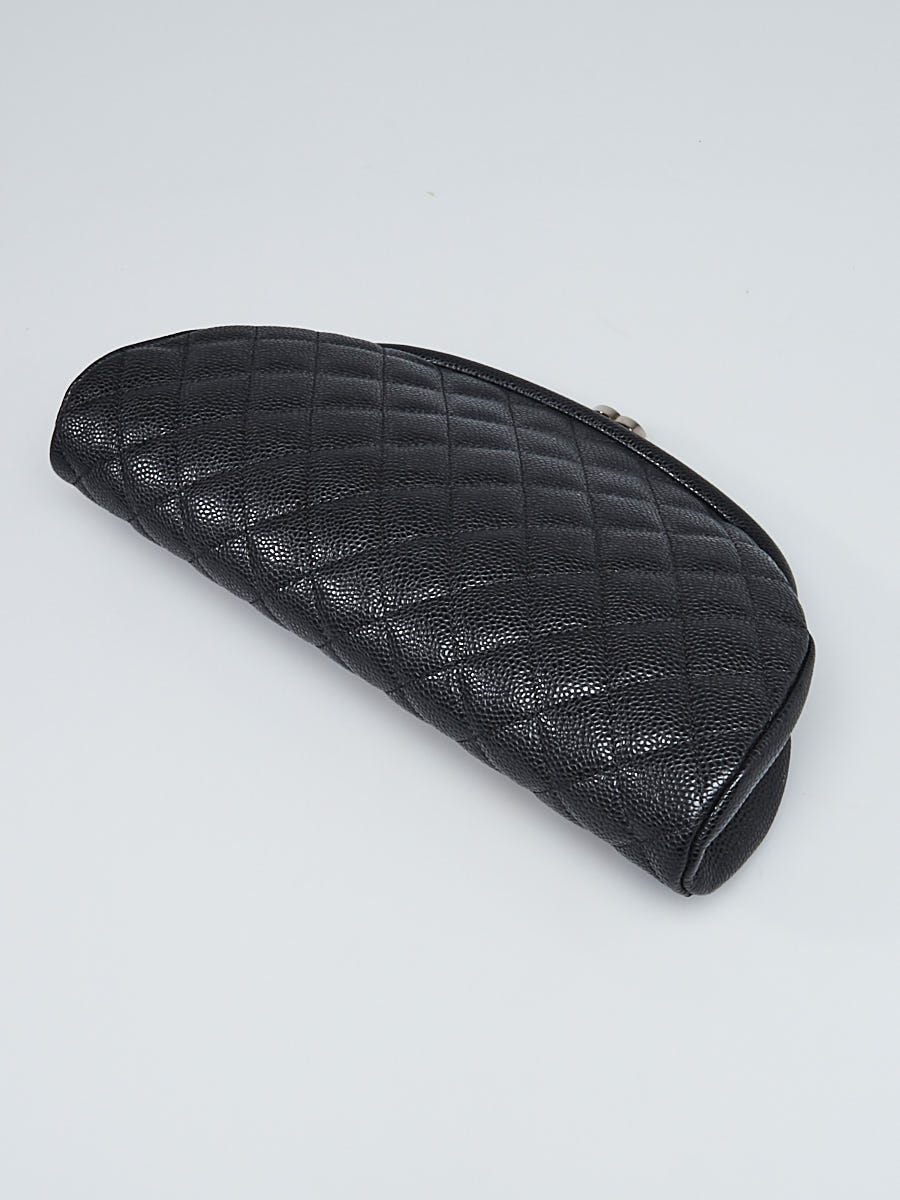 CHANEL CC Logo Quilted Caviar Timeless Clutch Black