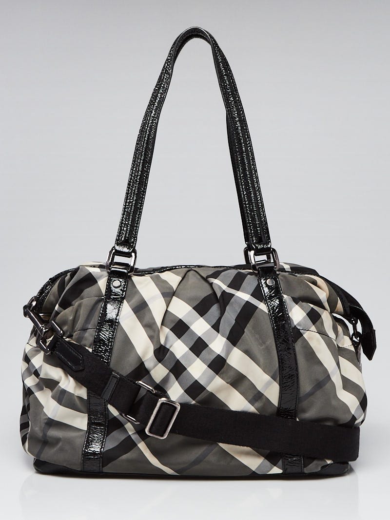 Diaper tote clearance burberry diaper bag