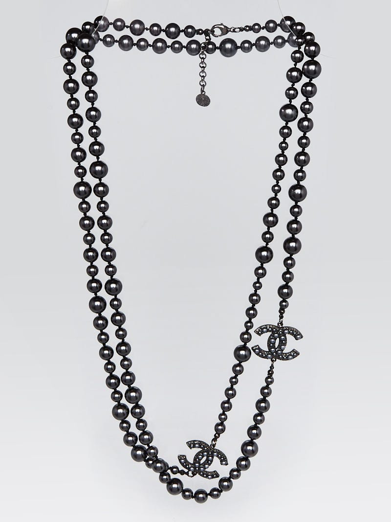 Chanel 2011 44 Long Black  Pewter Beaded Faux Pearl Chain Necklace   1stdibscom  Pearl chain necklace Pearl chain Fake pearl necklace