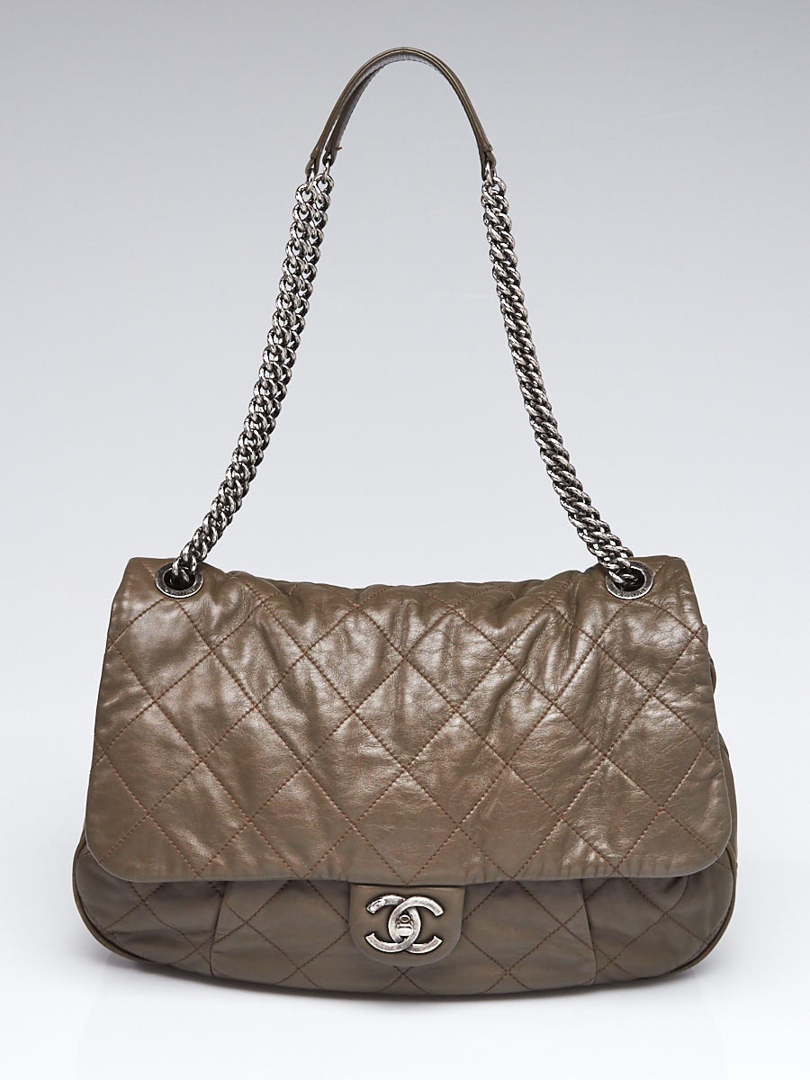 Chanel coco best sale pleats flap bag