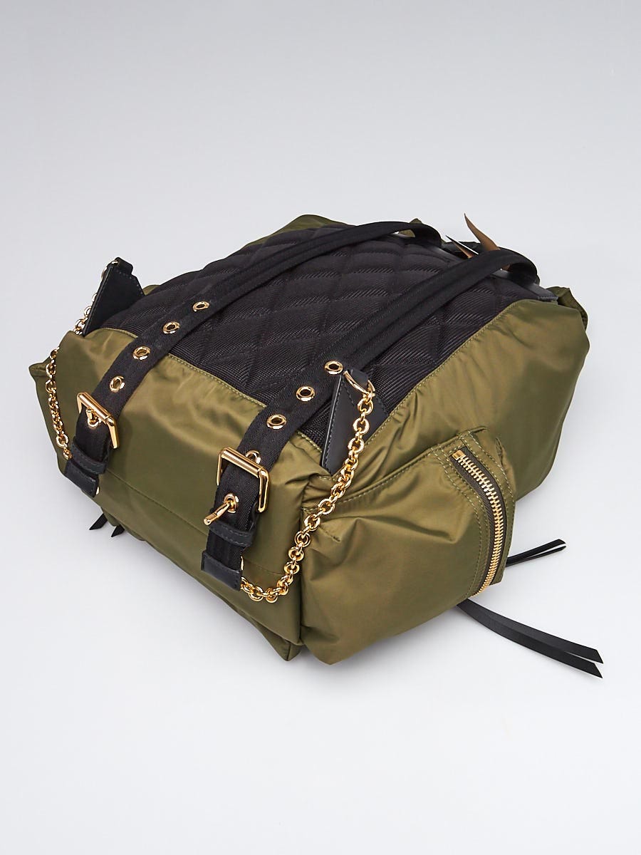 Burberry Green Technical Nylon Large Rucksack Backpack Bag  display picture 1