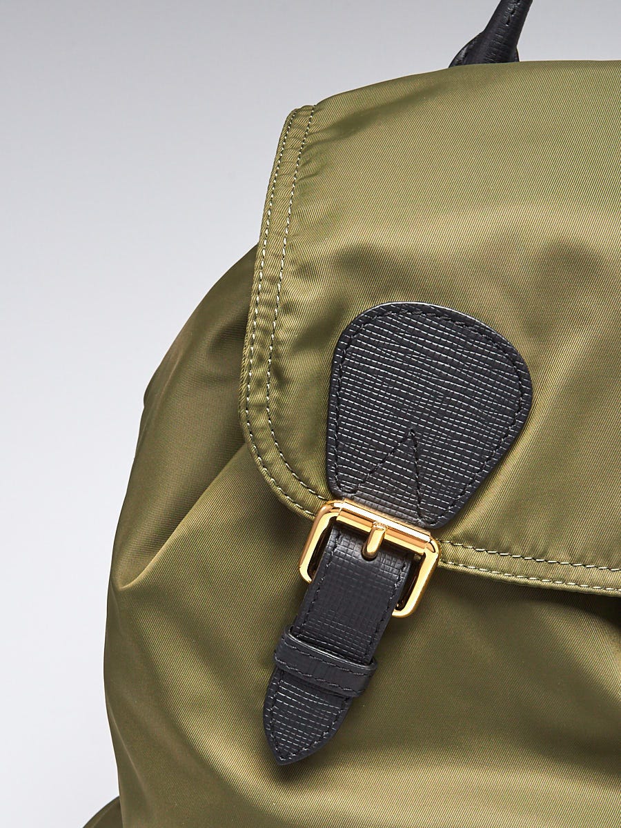 Burberry Green Technical Nylon Large Rucksack Backpack Bag  display picture 2
