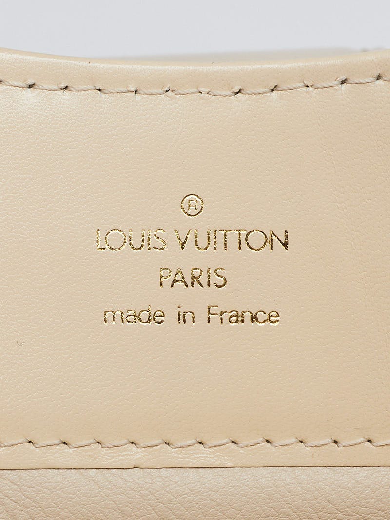 LOUIS VUITTON Limited Edition Monogram Charms Velvet Chains Mini Linda Bag  at 1stDibs  louis vuitton velvet bag, velvet louis vuitton bag, louis  vuitton beige bag with gold chain