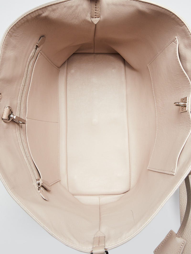 Louis Vuitton Pernelle Handbag Taurillon Leather Pink 2026391