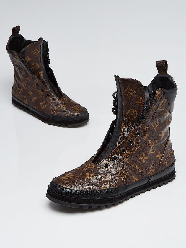 Louis Vuitton Monogram Coated Canvas Eldorado Desert Boots Size 8.5/39