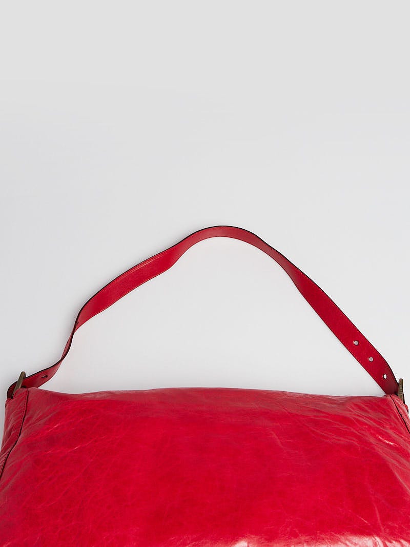 Fendi Red Crinkle Leather Large Oversized Convertible Fendi Red Crinkle Leather Large Oversized Convertible