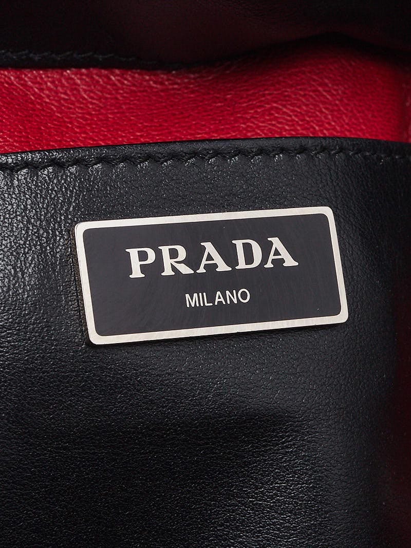 小物 PRADA Prada Re-Edition 1978 Re-Nylon Mini Pouch | Saks Fifth Avenue