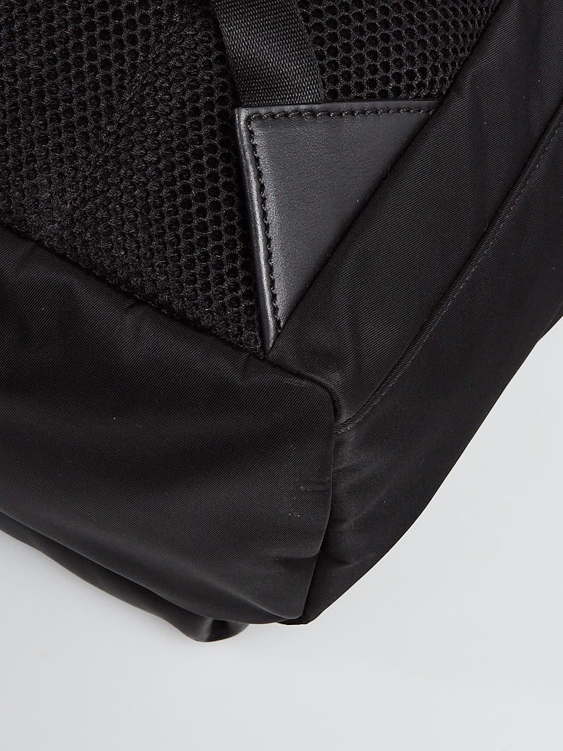 【名品図鑑】FENDI backpack 7VZ035 名品図鑑】FENDI backpack 7VZ035 - メルカリ