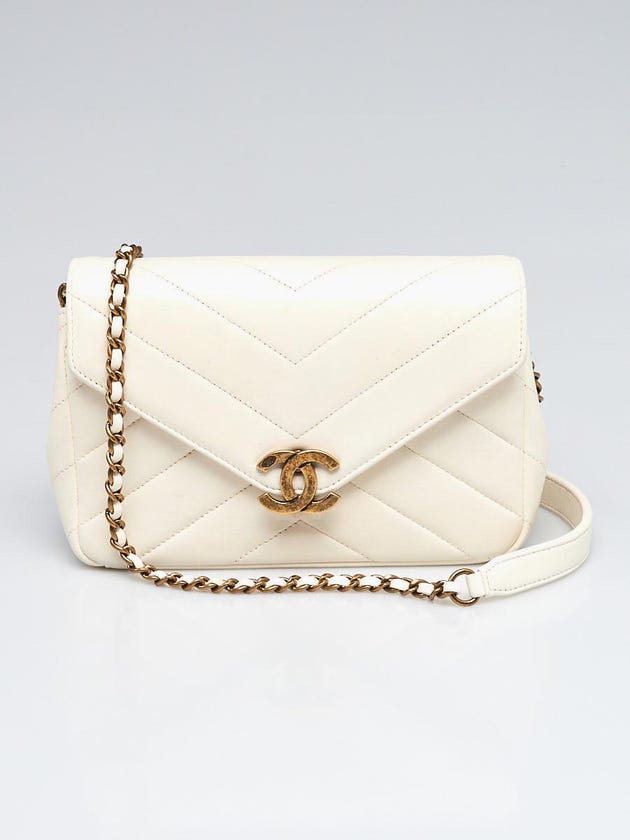 Chanel White Chevron Quilted Leather Mini Envelope Crossbody Bag