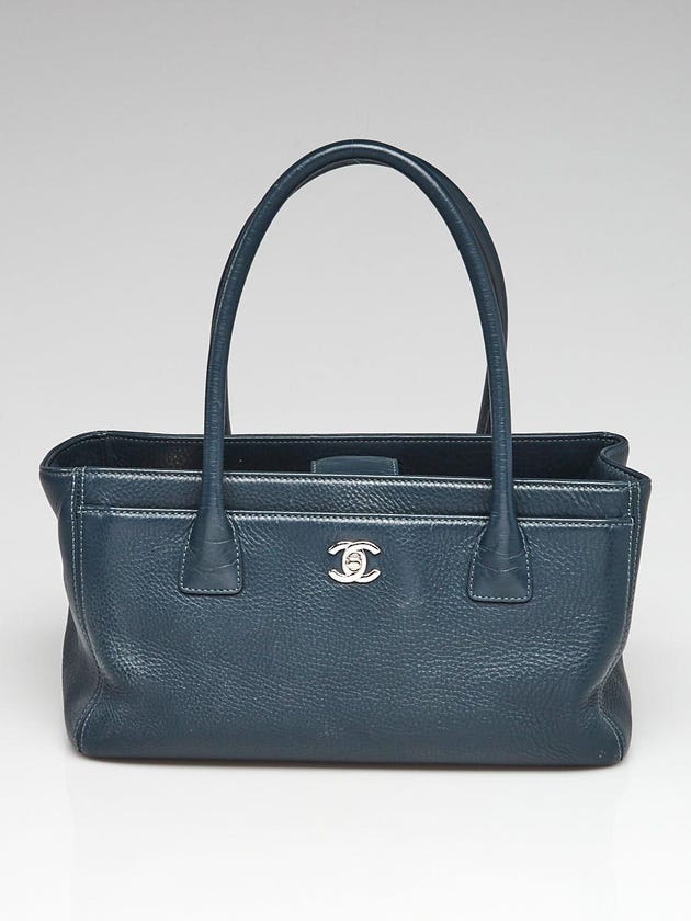 Chanel Blue Pebbled Leather Petite Cerf Shopping Tote Bag