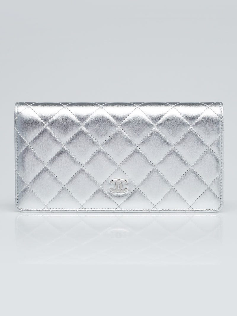 Chanel Metallic Silver Quilted Leather Coins Wallet ○ Labellov