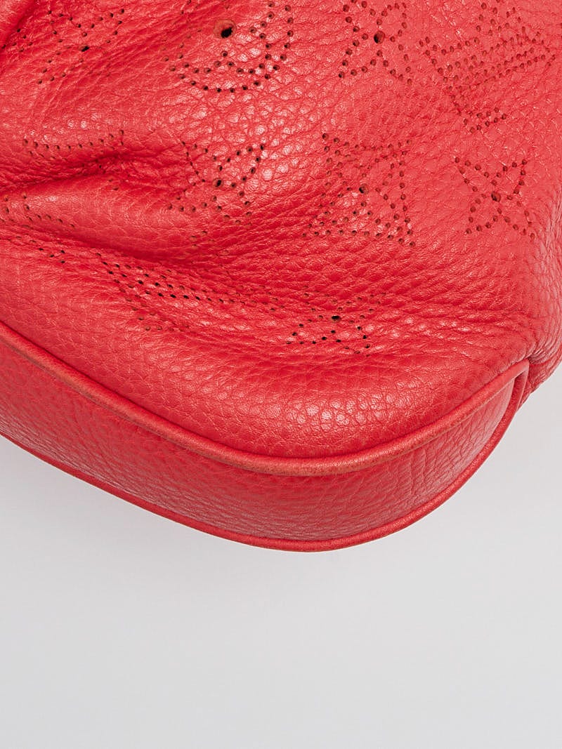Louis Vuitton Sandy Monogram Mahina Leather Selene MM Bag - Yoogi's Closet