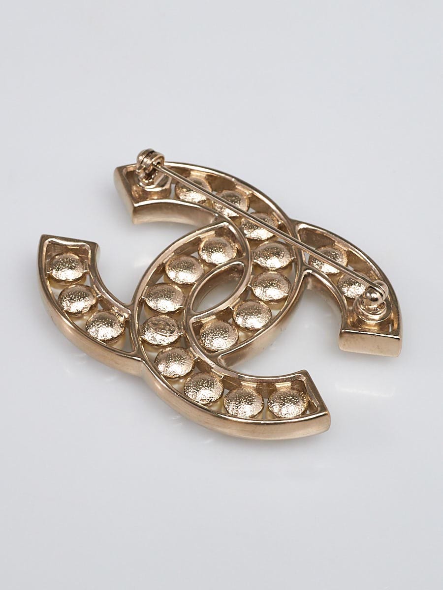 Chanel Goldtone Metal and Glass Pearl CC Brooch - Yoogi's Closet