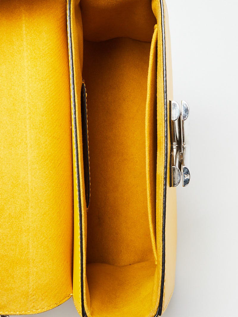 Louis Vuitton Twist Handbag Bird Motif Epi Leather MM Yellow 4450114