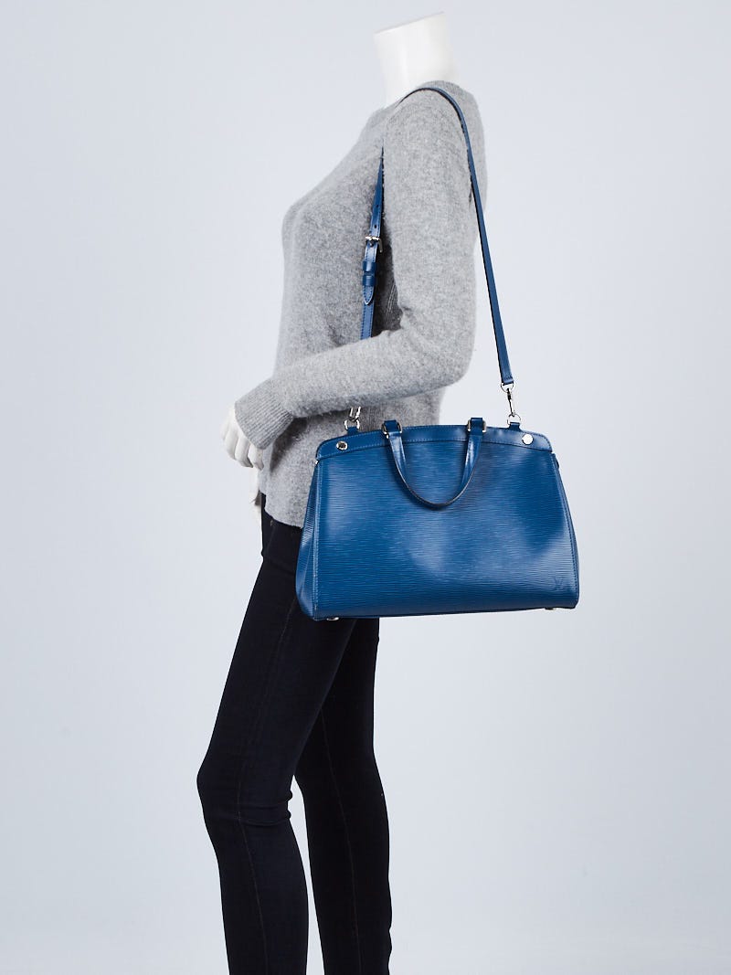Louis Vuitton Cyan EPI Leather Brea mm Bag