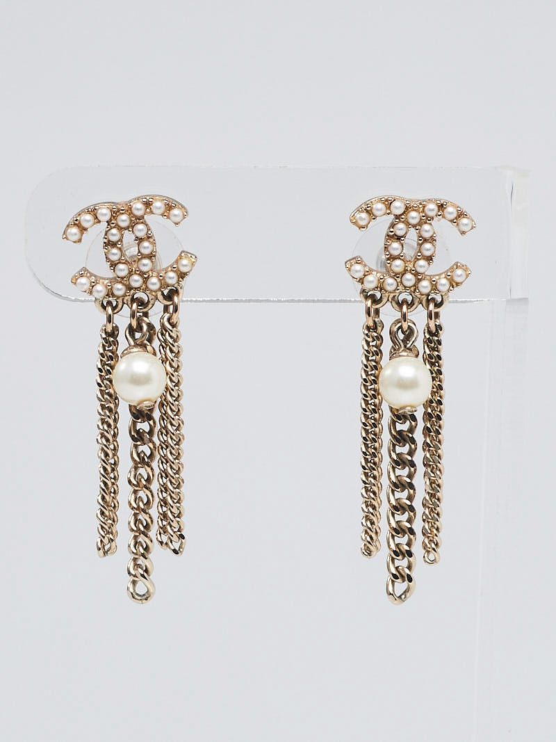 Chanel Goldtone Metal and Faux Pearl Circle Drop Clip-On Earrings - Yoogi's  Closet