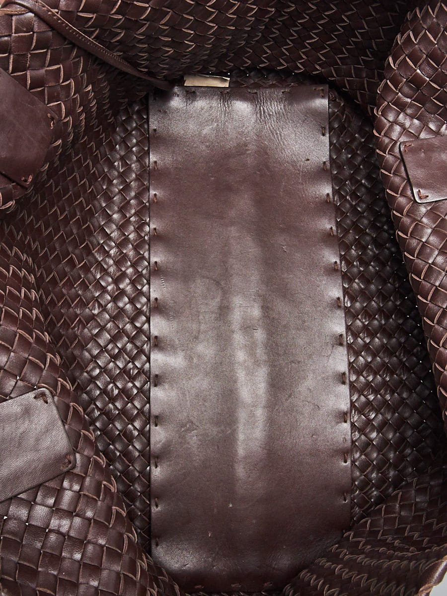 Cabat Medium Leather Tote in Brown - Bottega Veneta