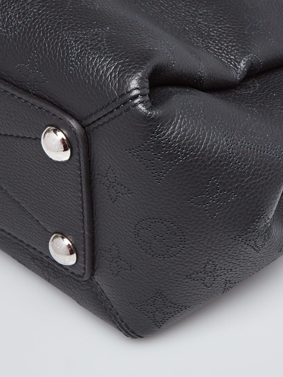Louis Vuitton Babylone Chain BB Black Mahina Leather ref.803025 - Joli  Closet