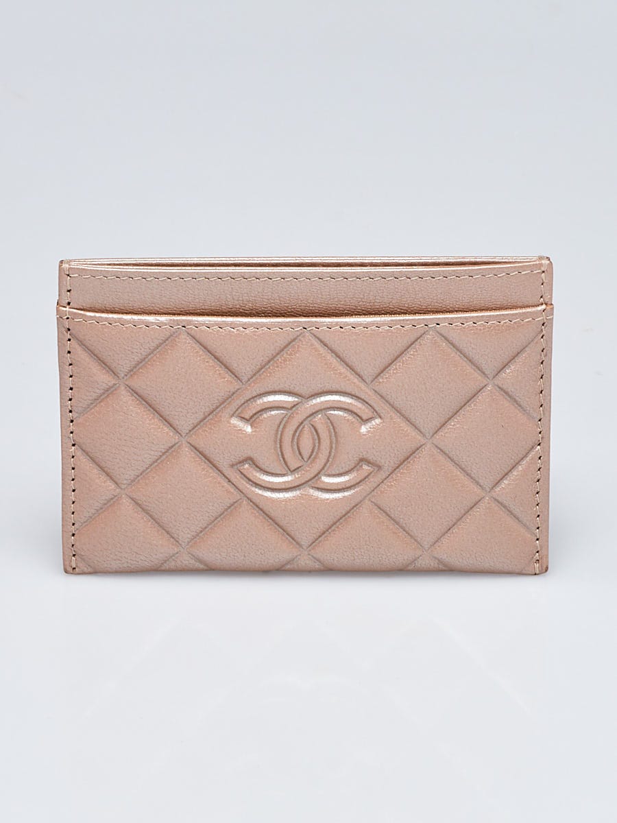 Chanel outlet diamond quilted stitch wallet