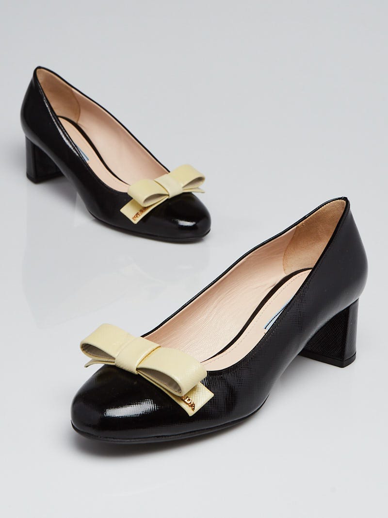 Prada Black/White Patent Saffiano Leather Bow Pumps Size /38 - Yoogi's  Closet