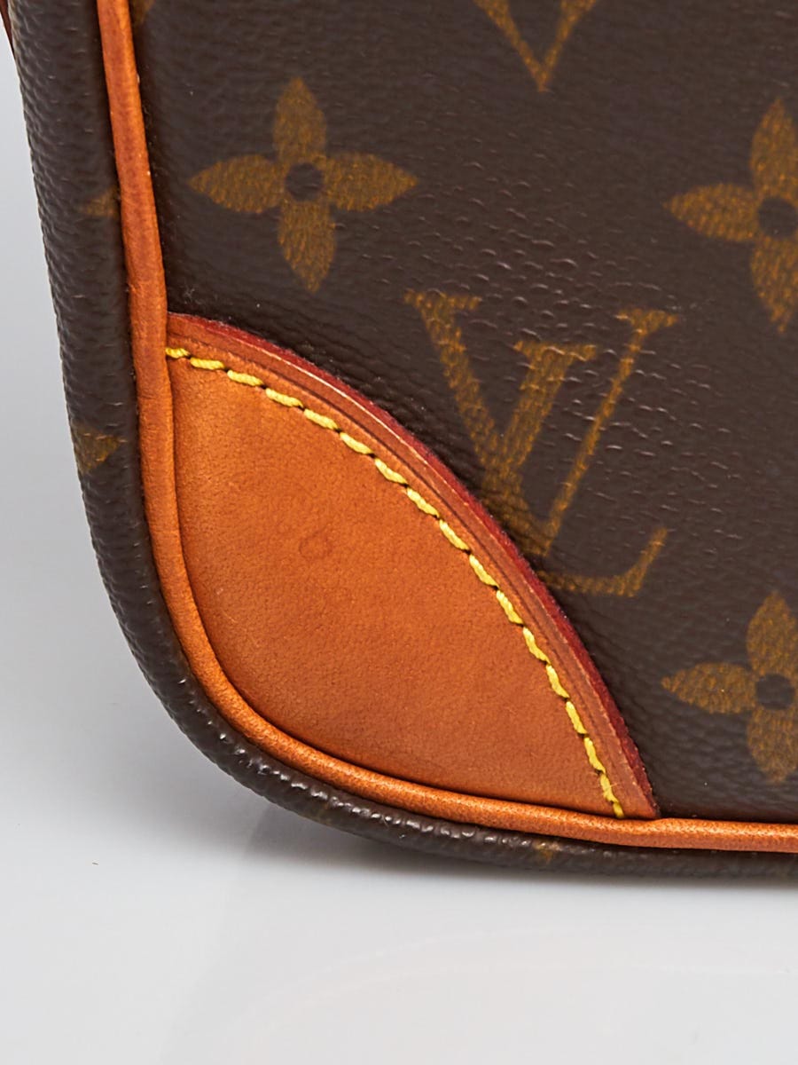 Brown Coated Canvas Louis Vuitton Trocadero 23 Cloth ref.956097 - Joli  Closet