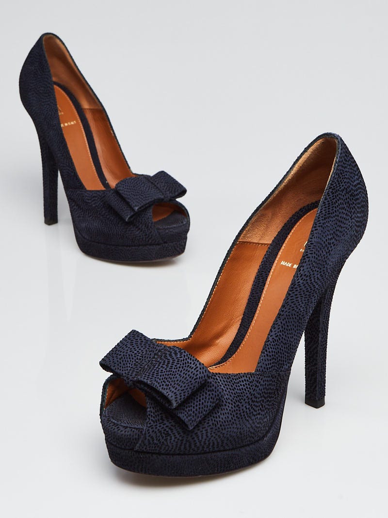 Navy blue outlet pumps size 7