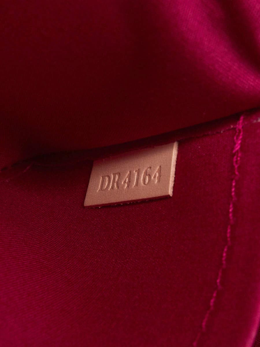 Louis Vuitton Rose Indian Monogram Vernis Accessories Pochette NM Bag -  Yoogi's Closet