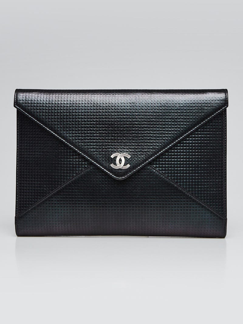 Chanel - Authenticated Clutch Bag - Leather Black Plain for Women, Very Good Condition