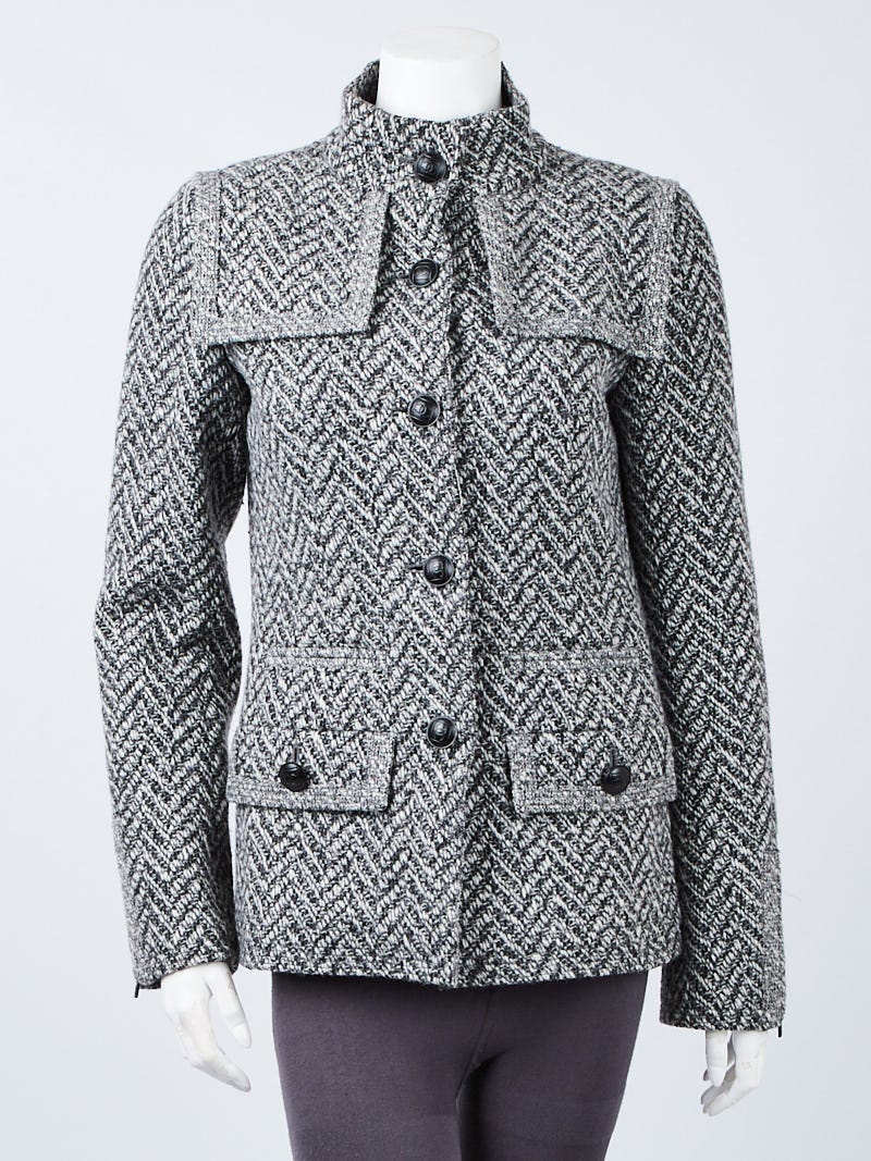 Chanel White/Black Wool and Nylon Blend Tweed Jacket Size 4/36