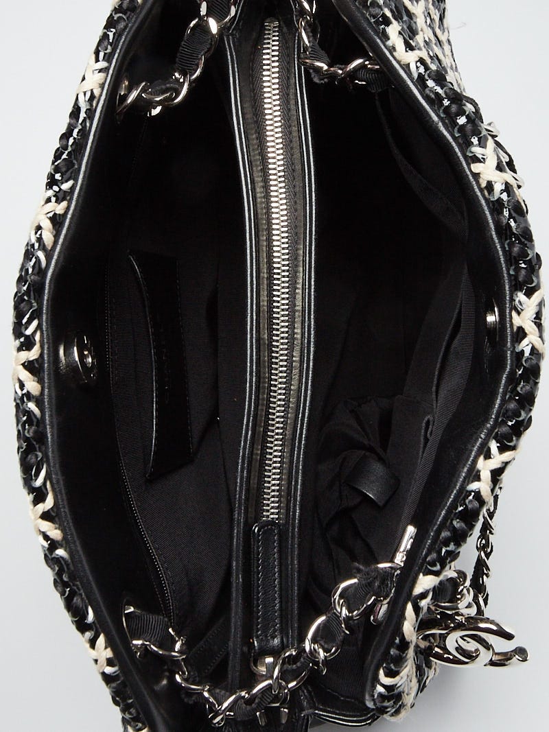 Chanel Black/White Woven Fabric Patent Leather Diamond Stitch Just