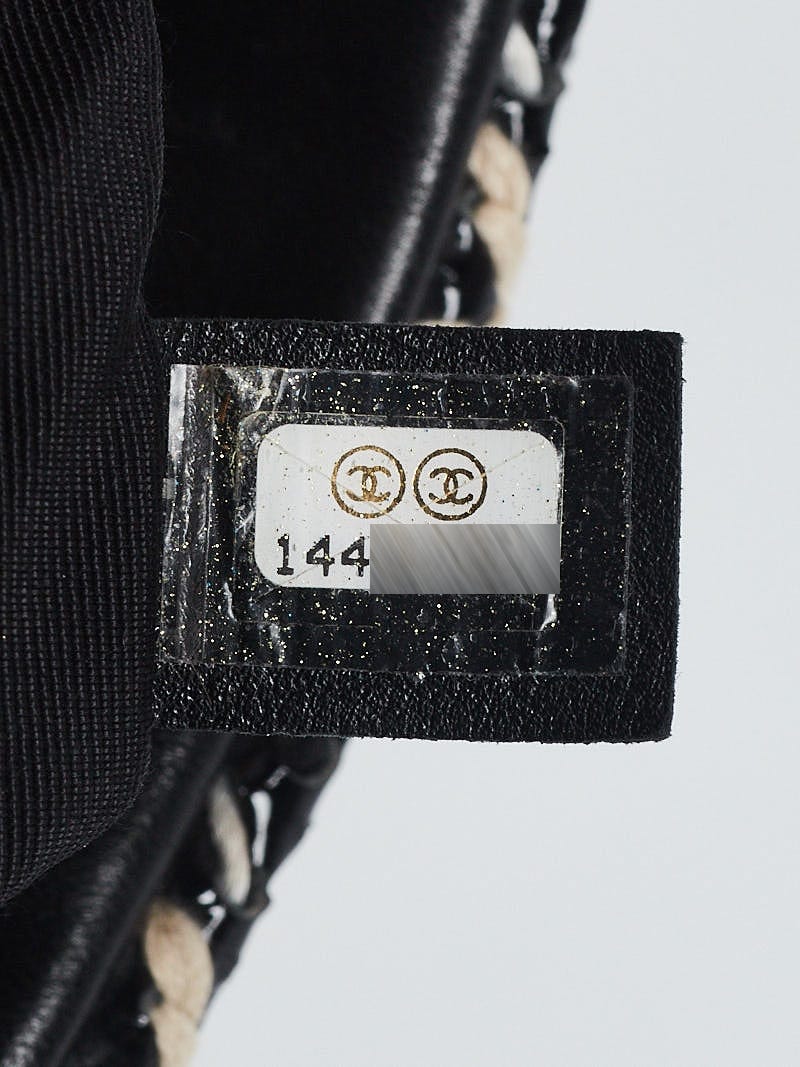 Chanel Black/White Woven Fabric Patent Leather Diamond Stitch Just