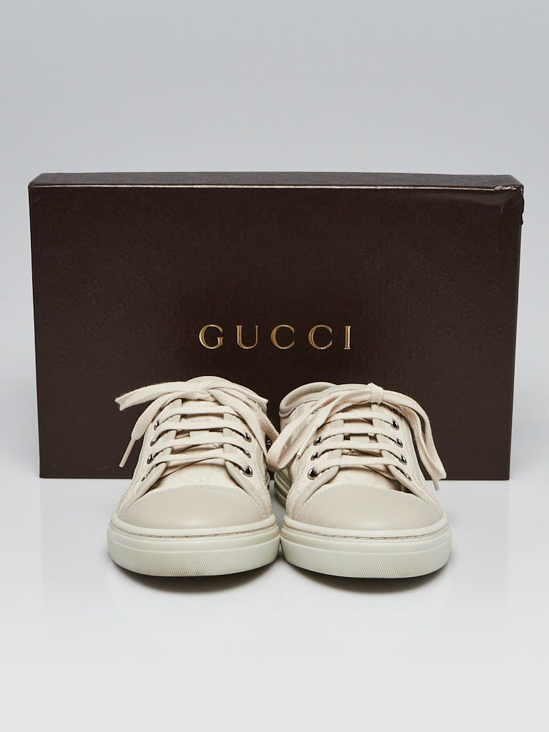 How to clean gucci canvas shoes clearance