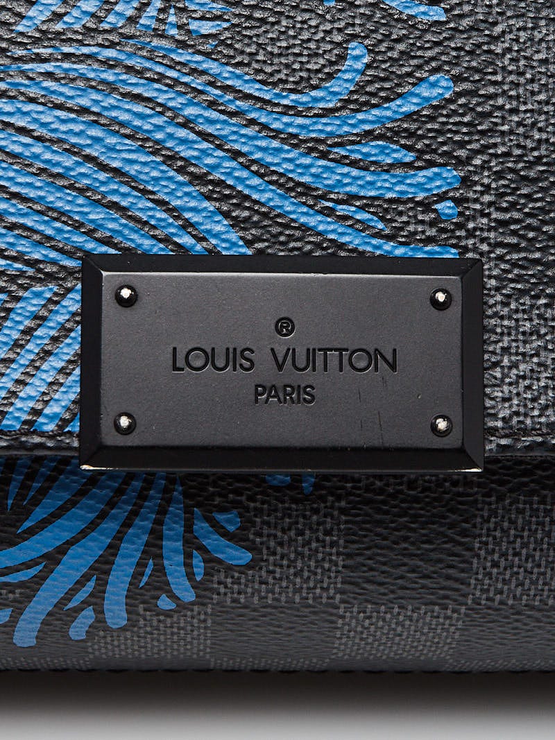 Louis Vuitton District Messenger Damier Graphite Alps PM in Coated