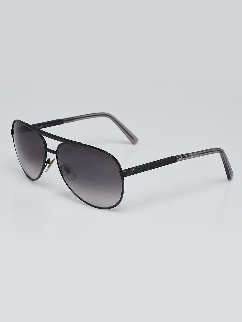 Louis Vuitton Black Metal LV Logo Aviator Sunglasses - Yoogi's Closet