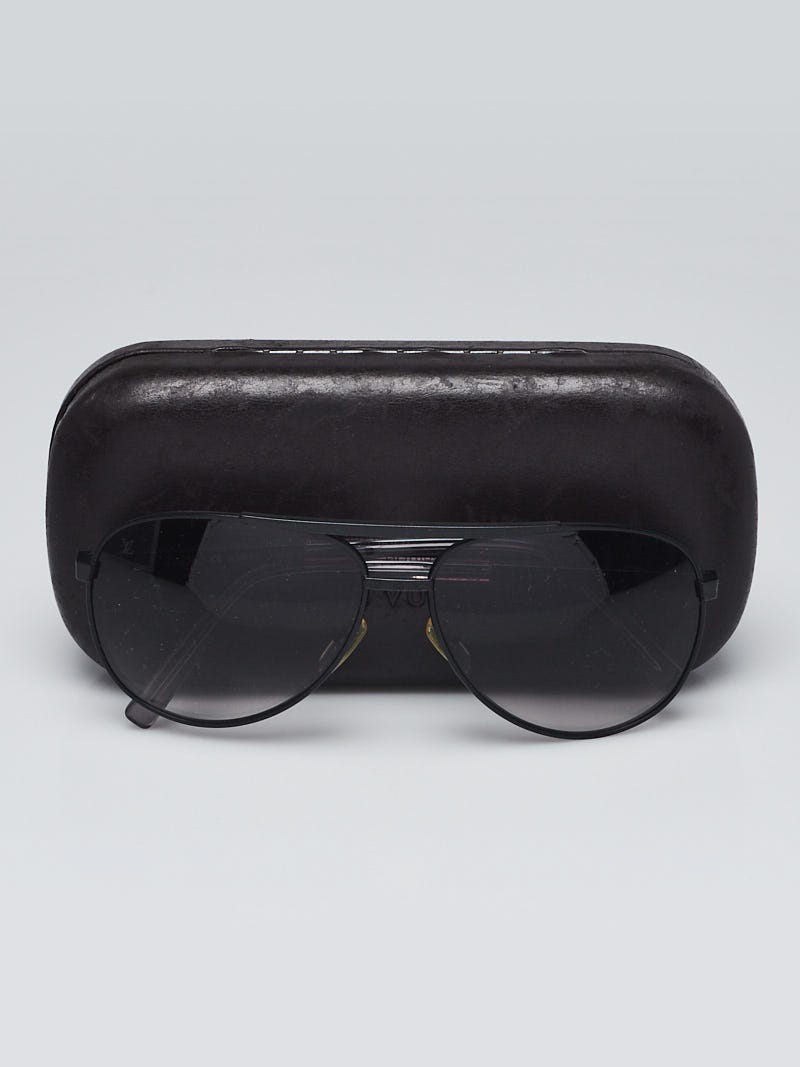 Louis Vuitton Matte Gunmetal Aviator Sunglasses Z0338U | Yoogi's 