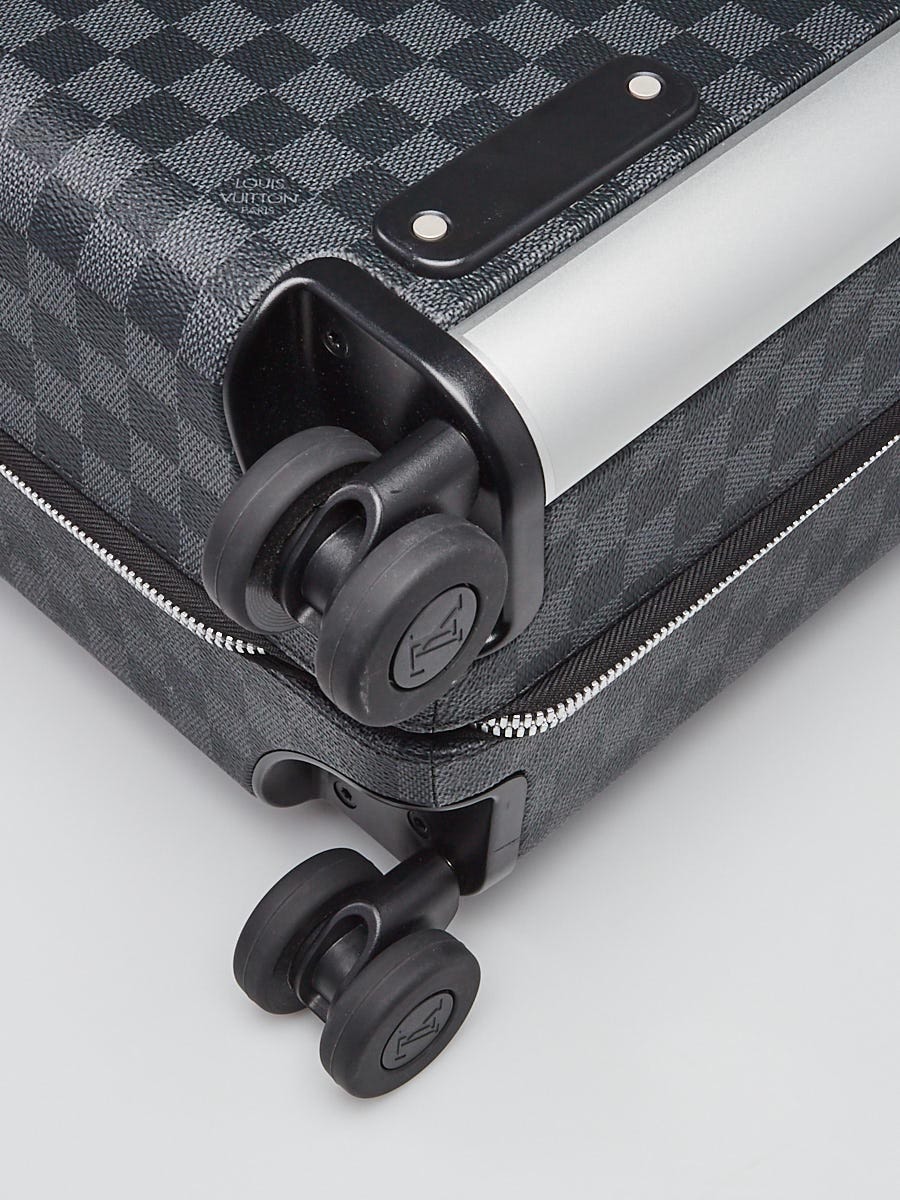 Louis Vuitton Damier Graphite Canvas Horizon 50 Suitcase For Sale