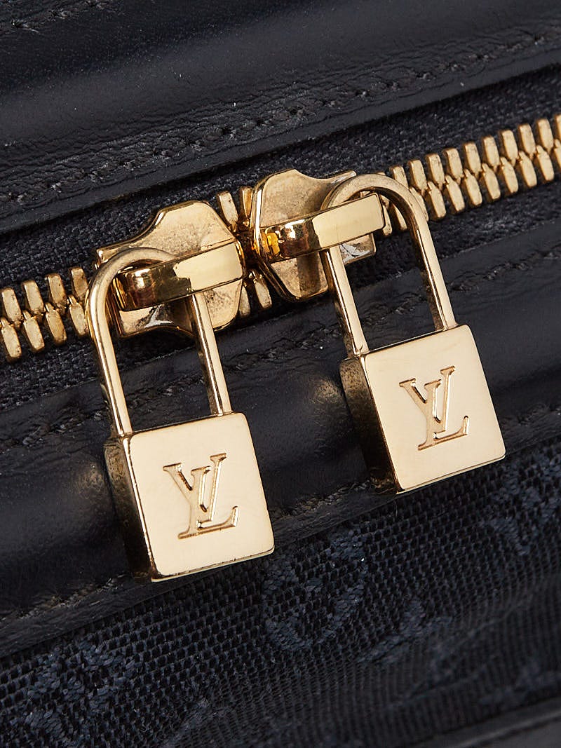 LOUIS VUITTON ルイヴィトン　ジョセフィーヌ　ネイビー Louis Vuitton Navy Blue Monogram Mini Lin Canvas Josephine