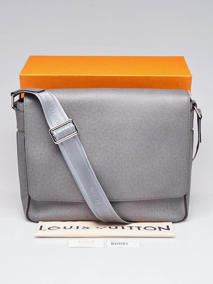 Louis Vuitton Glacier Taiga Leather Roman MM Messenger Bag