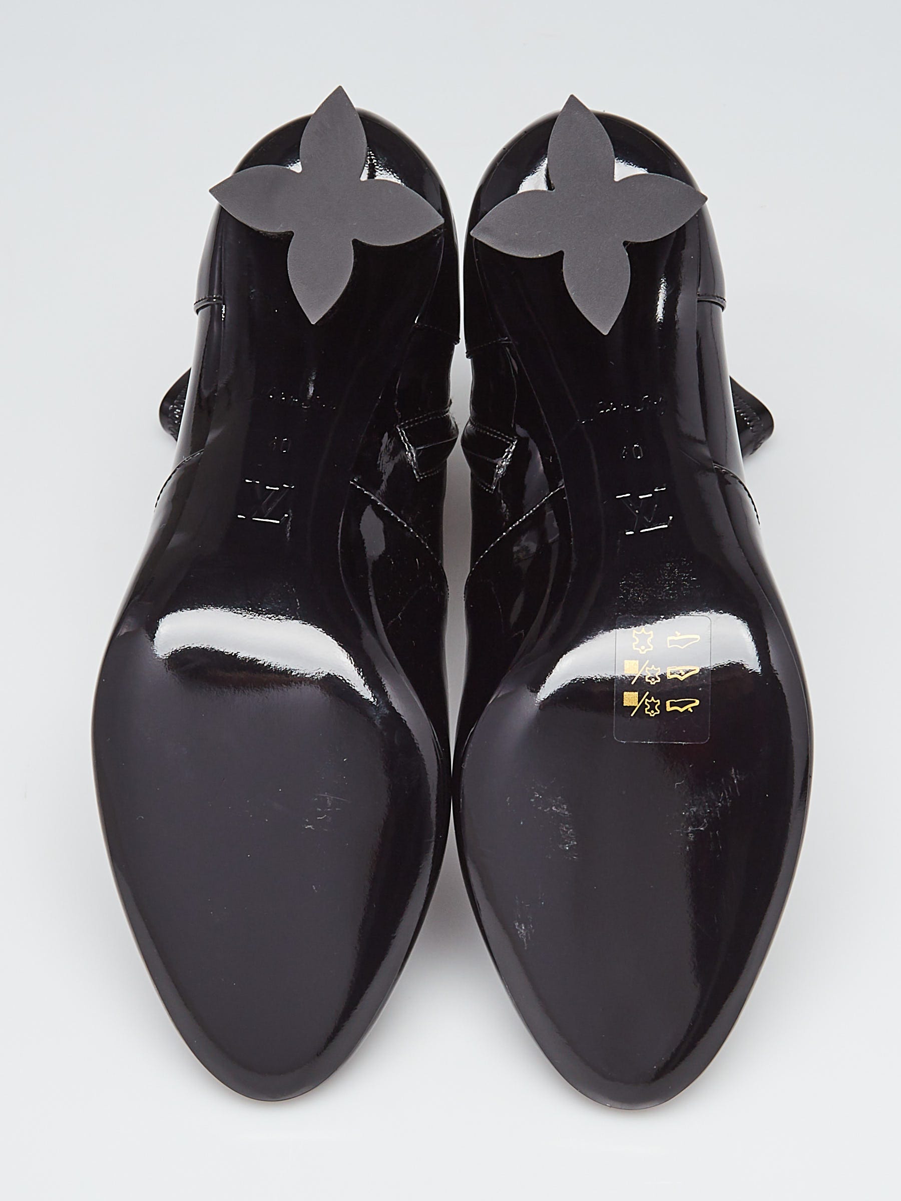 Louis Vuitton, Shoes, Authentic Louis Vuitton Silhouette Ankle Boot