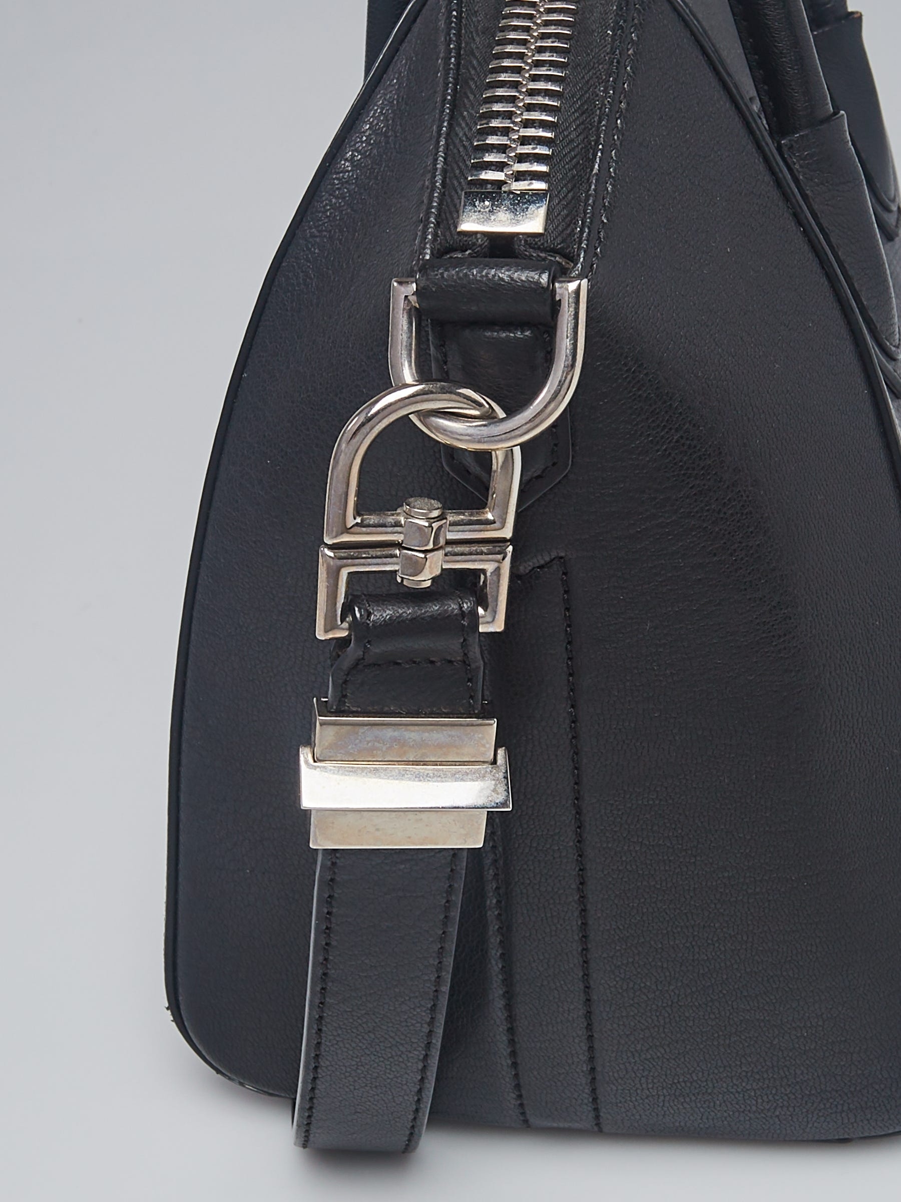 Givenchy Antigona Shoulder Bag Small Black Leather