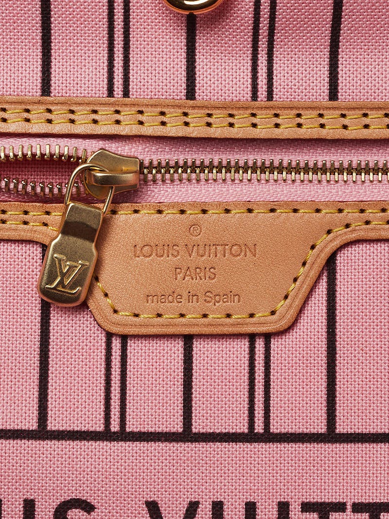 Louis Vuitton Monogram Jungle Dots Neverfull MM in Sugar Pink
