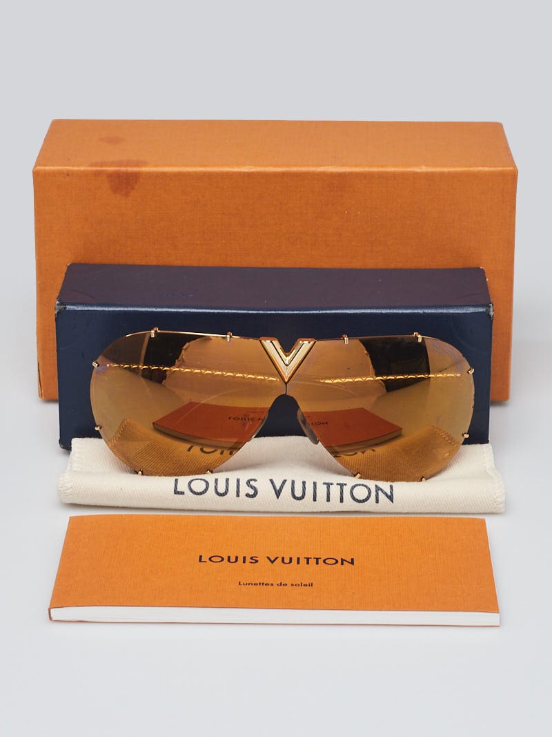 LOUIS VUITTON Metal LV Drive Sunglasses Z0897W Black Gold 1106123