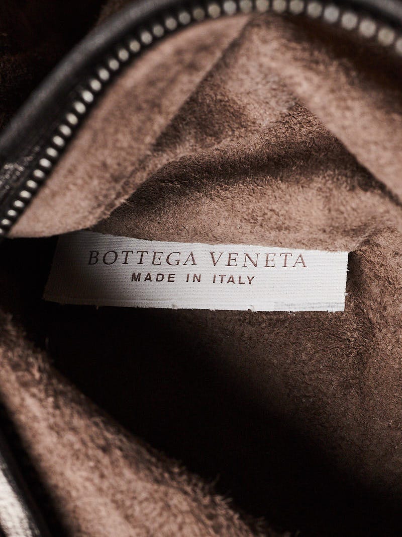 Bottega Veneta Grey Intrecciato Woven Nappa Leather Nodini Crossbody Bag -  Yoogi's Closet