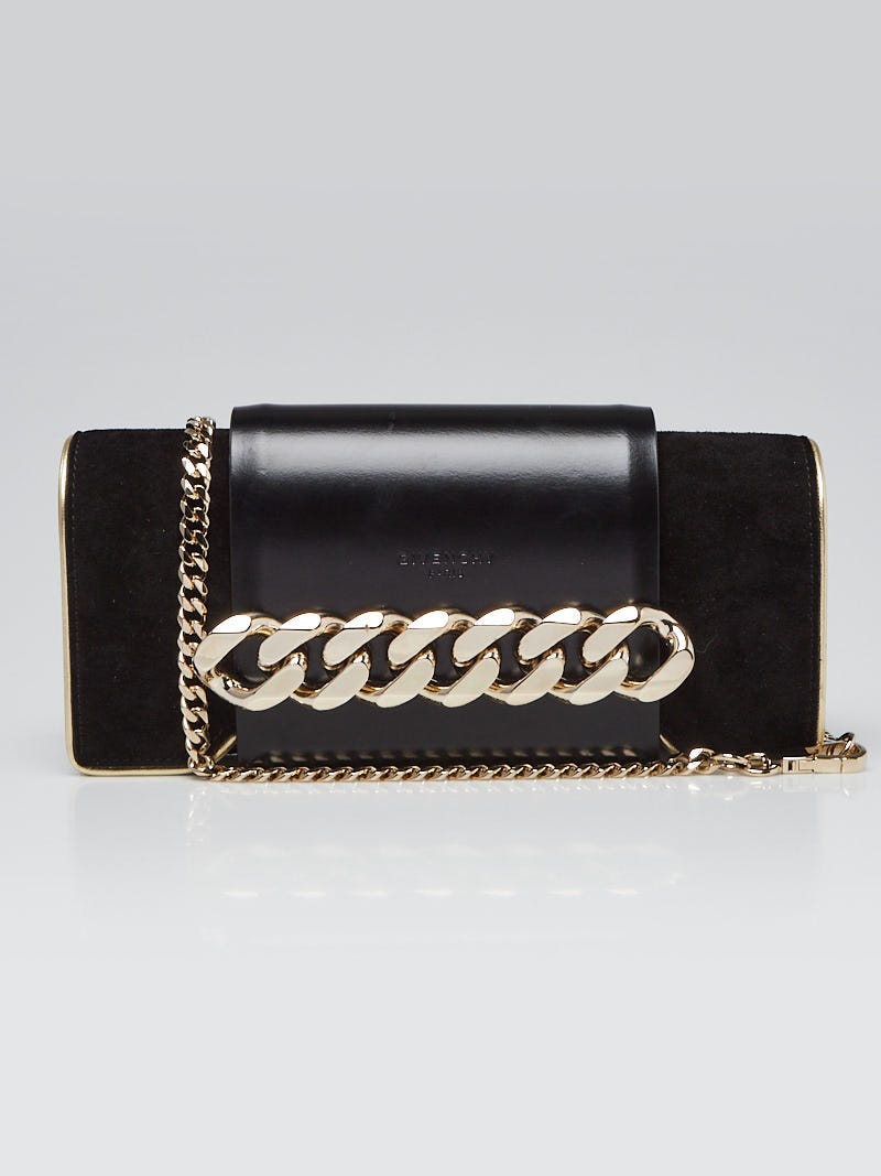 Chanel - Authenticated Chain Infinity Handbag - Leather Black Plain for Women, Very Good Condition