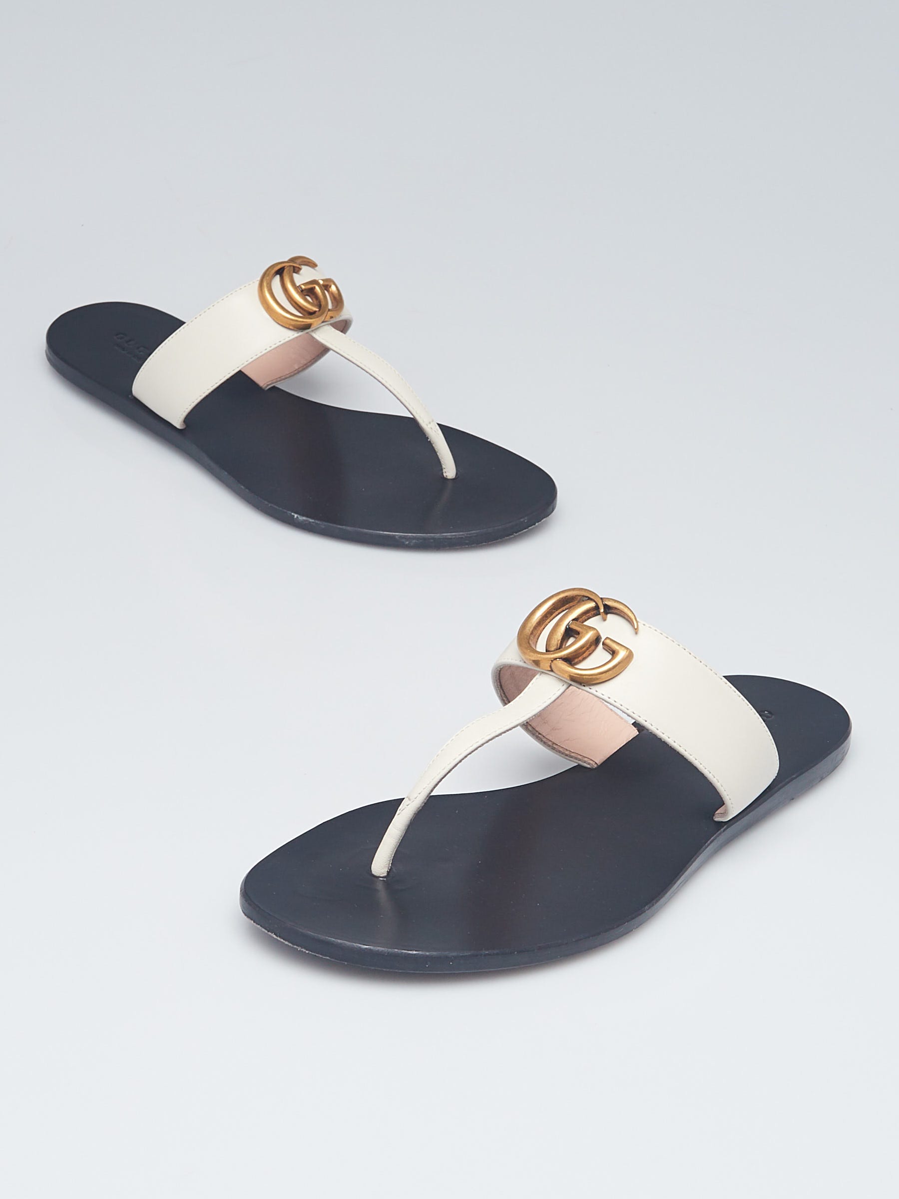 GG Leather Thong Sandals in White - Gucci