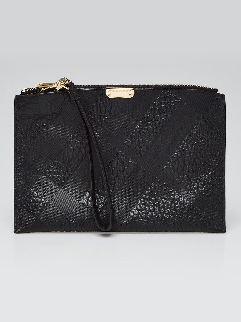 Burberry black hotsell clutch bag