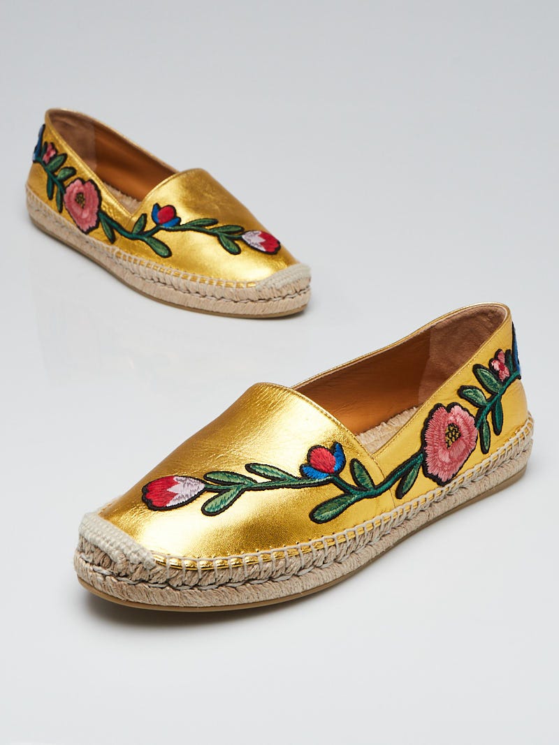 Gold flats size on sale 11