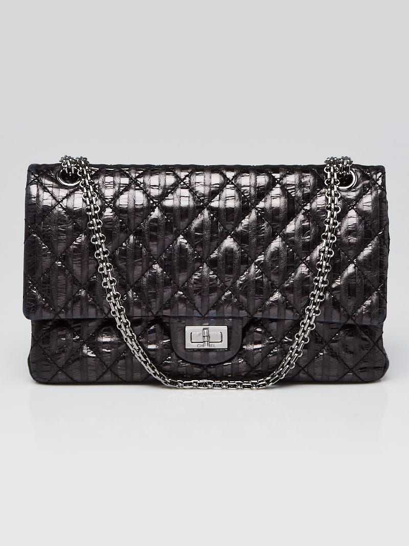 Chanel Black Metallic Striped 2.55 Reissue Quilted Calfskin Leather 226 Flap  Bag - Yoogi's Closet